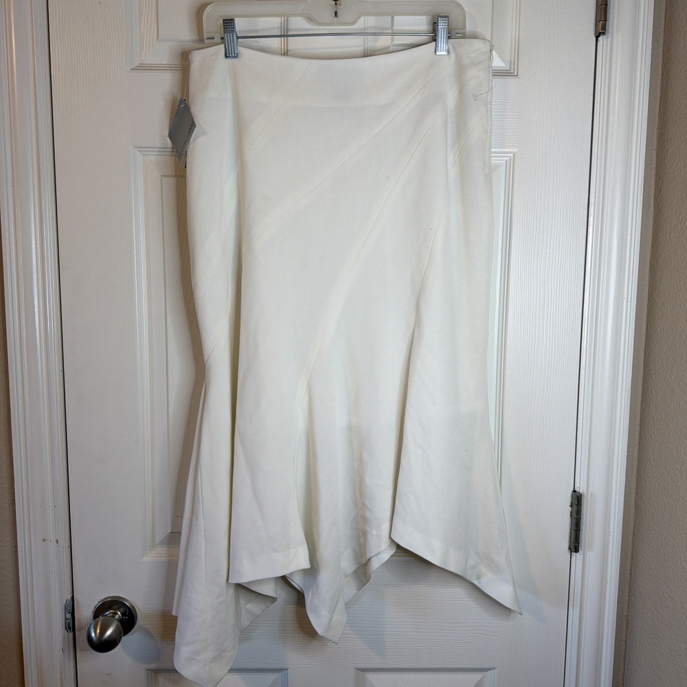 NWT Focus 2000 Off White Asymmetrical Handkerchief Hem Stretch Skirt Sz 10